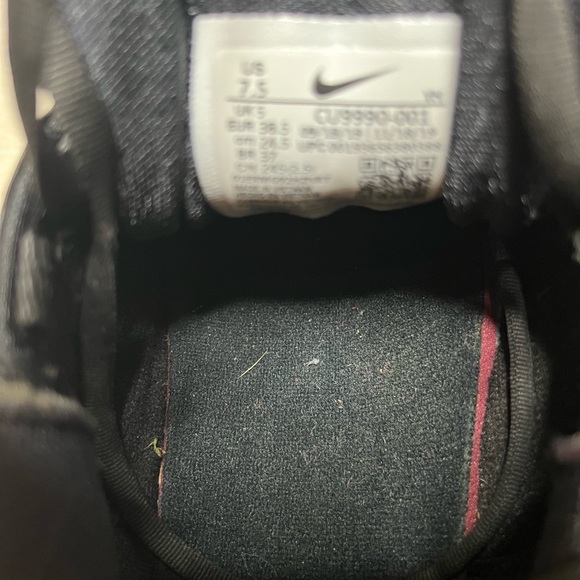 Nike Air Max - Picture 2 of 7